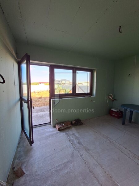 1 Decembrie, vila individuala P+M, 5 camere, 500 mp teren, constructie noua